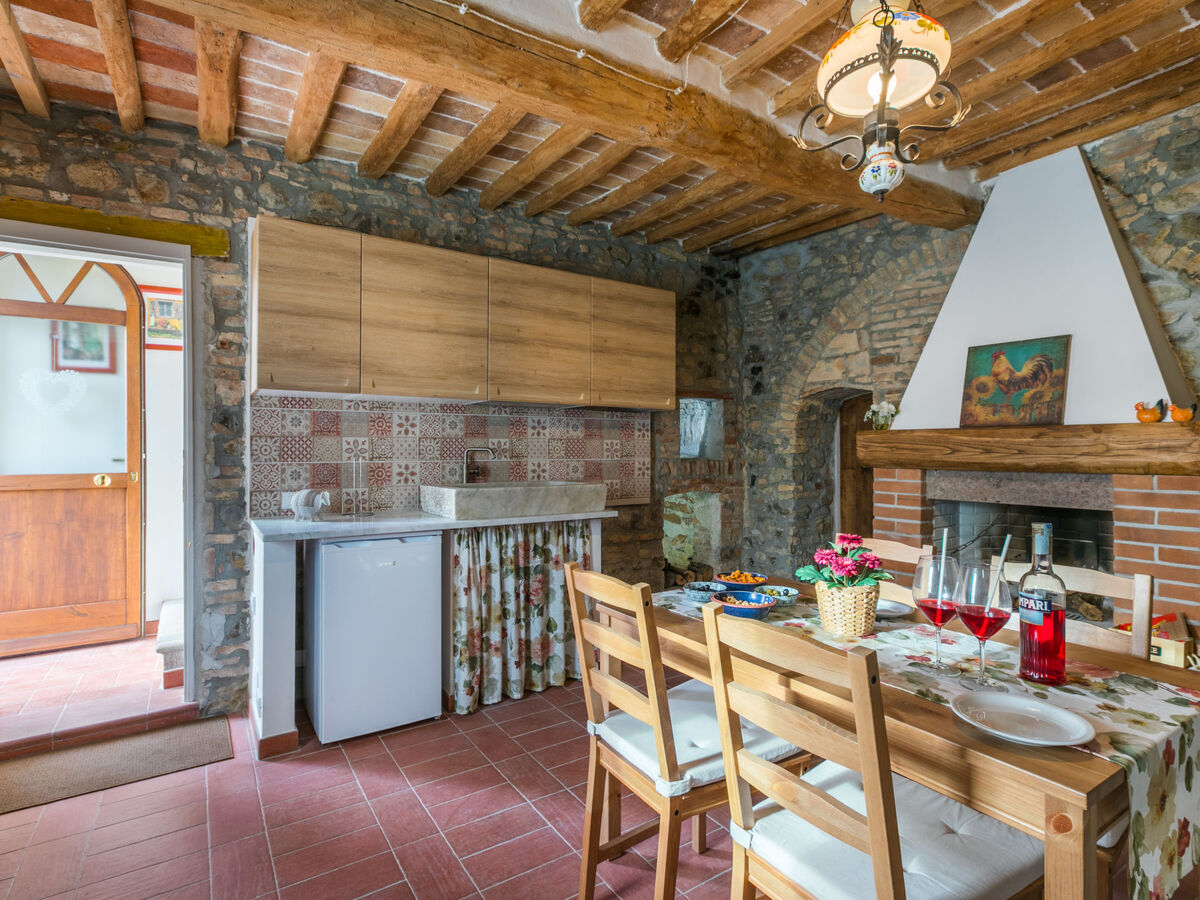 Maison delle Ginestre à Pastina, 3 chambres rénovée 2024 - Photo 3