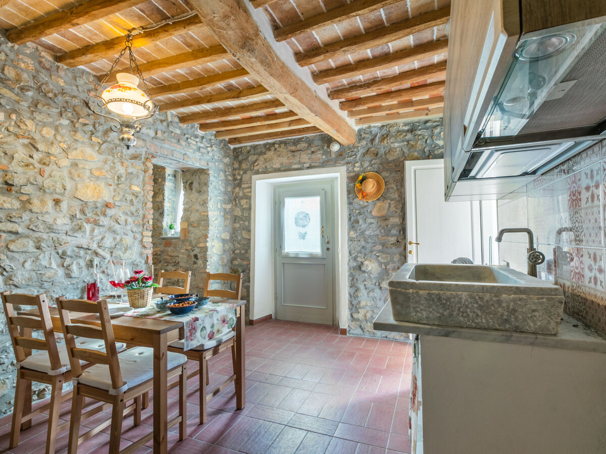 Maison delle Ginestre à Pastina, 3 chambres rénovée 2024 - Photo 6