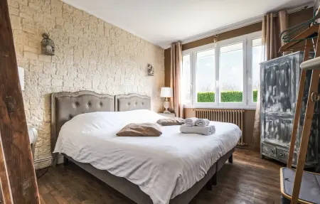 Maison 4 pers. plafonds bois à Saint-Vincent-de-Cosse : photo 6