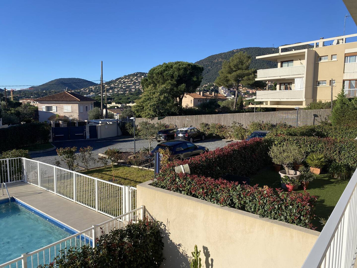 Appartement climatisé avec terrasse à Cavalaire-sur-Mer - Photo 4