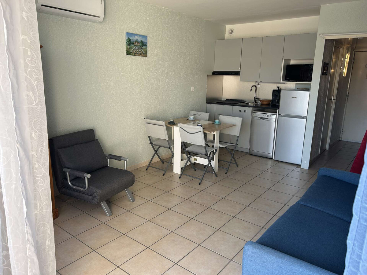 Studio cabine 4 couchages, piscine et port, Port Camargue - Photo 4