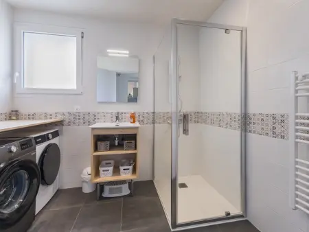Maison de Campagne au Calme avec Terrasse, 3 Chambres - Photo 8