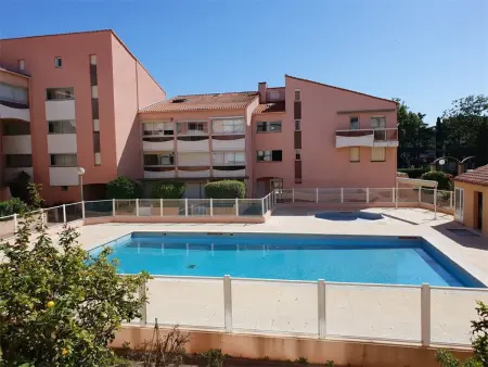 Location appartement à Argelès sur Mer, Studio Cabine avec Piscine à 200m Plage - 4 Couchages, Parking Privatif, Argelès-sur-Mer