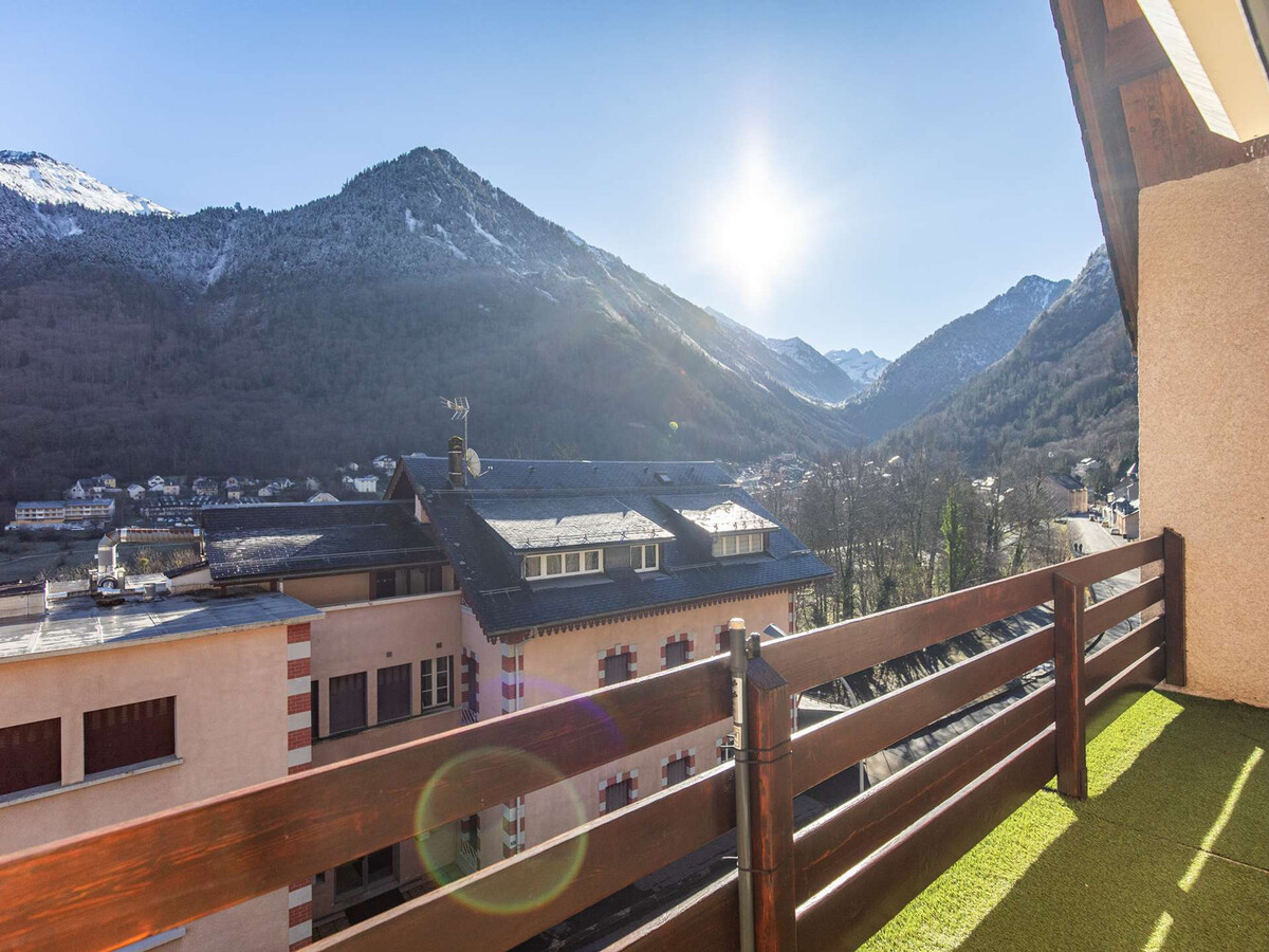 T3 Cauterets avec terrasse et parking - Photo 9
