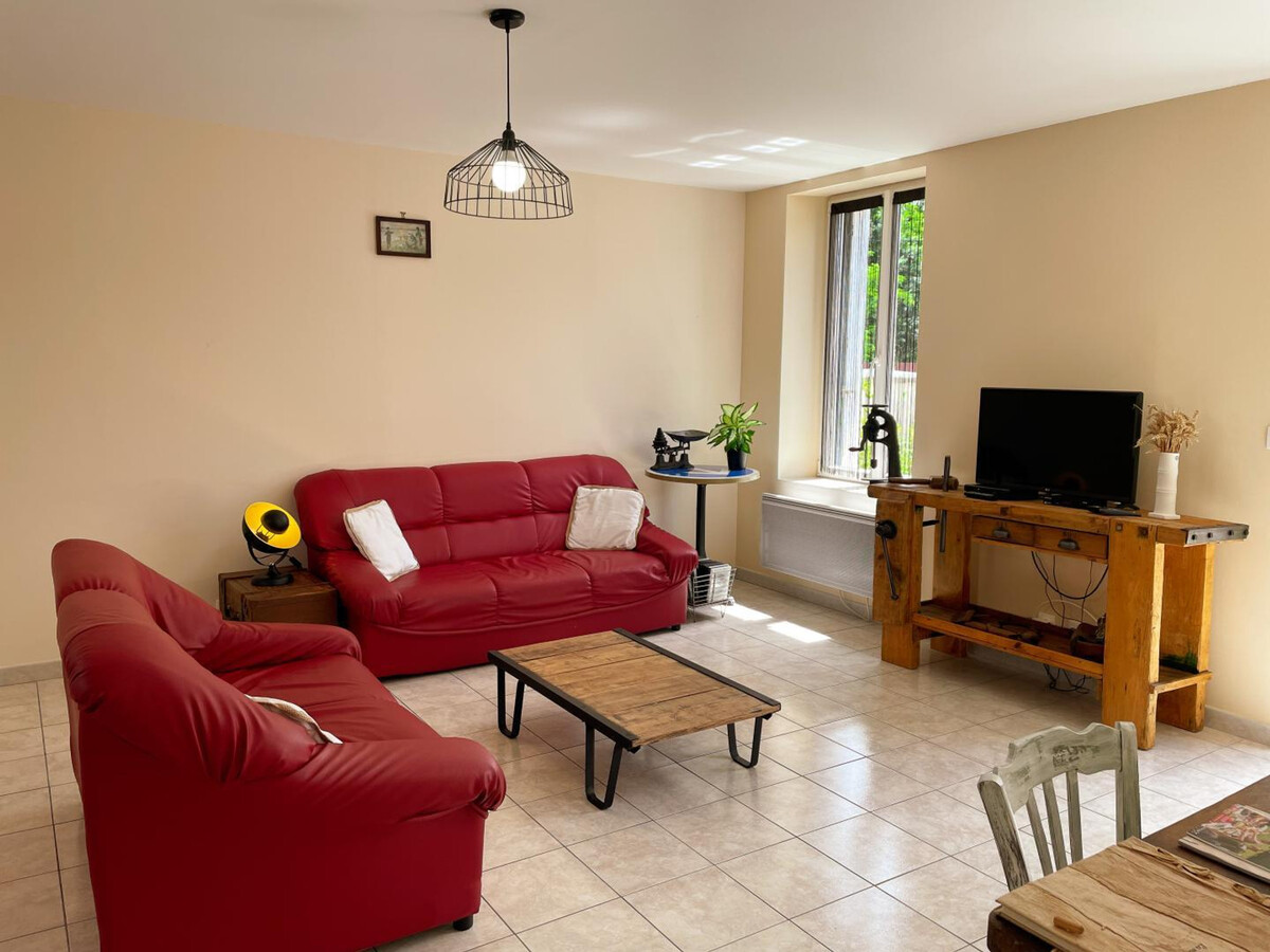 Gîte 5 pers. à Meusnes : terrasse 35m² et jeux partagés - Photo 2