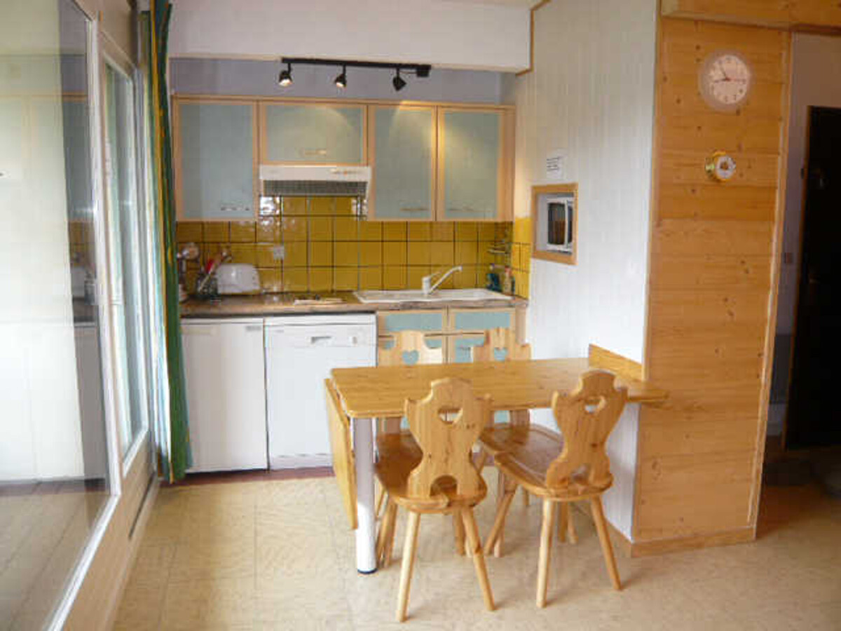 Appartement 2 pièces rénové au pied des pistes - Photo 3