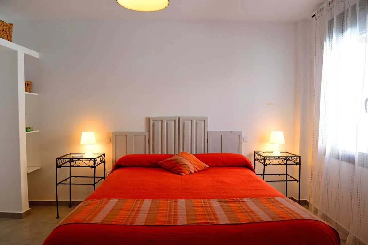 Maison 200m² - 4 chambres, jardin et terrasse à Almagro - Photo 4