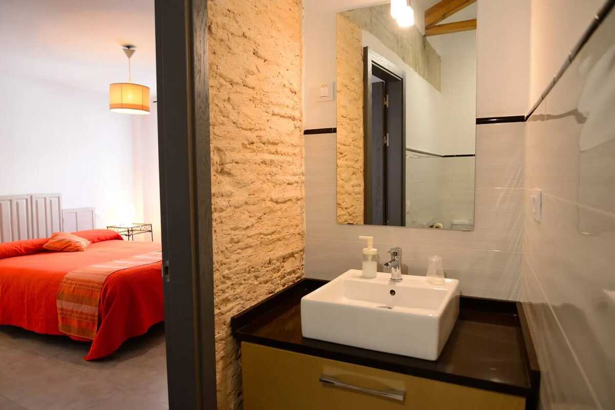 Maison 200m² - 4 chambres, jardin et terrasse à Almagro - Photo 5