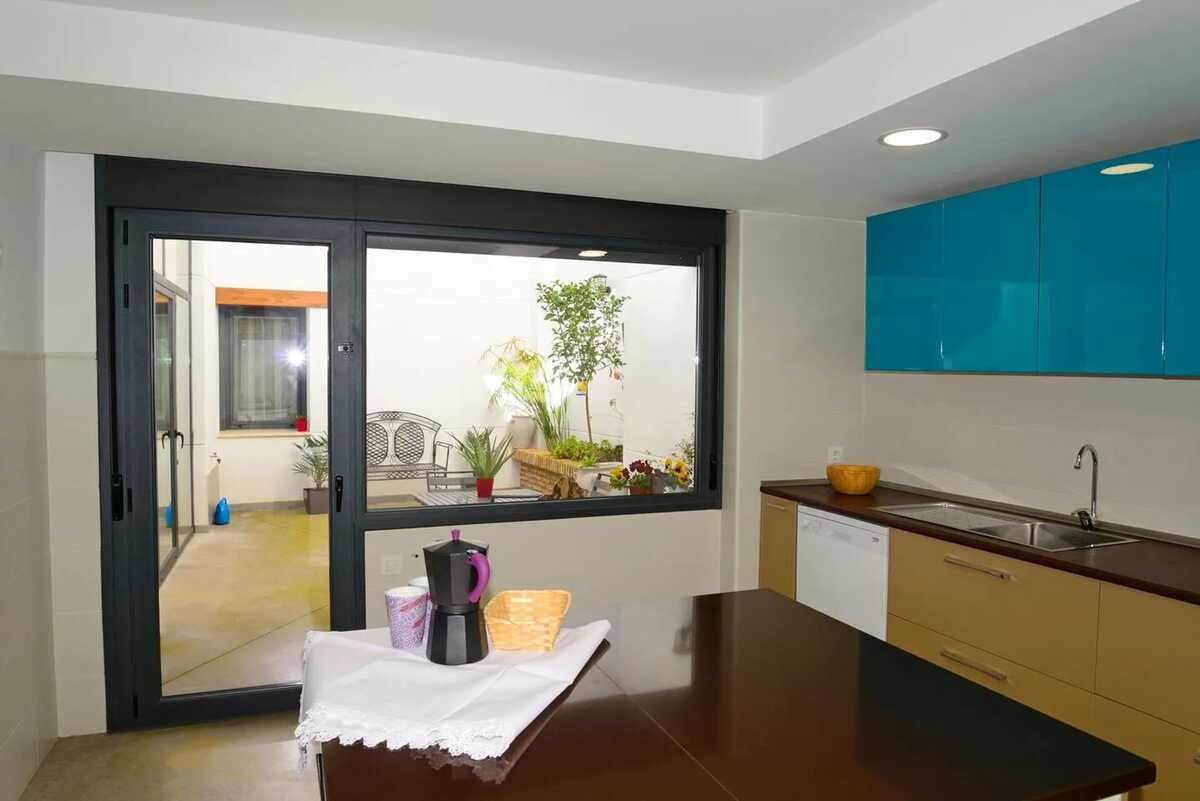 Maison 200m² - 4 chambres, jardin et terrasse à Almagro - Photo 13