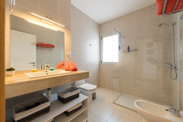 Villa Vista Golf 27 – Piscine chauffée à Salobre - Photo 15
