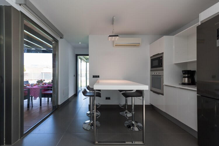 Casa GT : chalet avec piscine chauffée à San Bartolomé - Photo 4