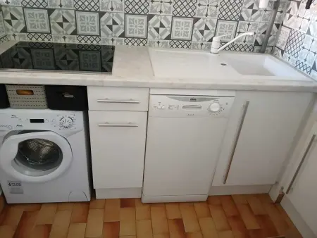 Studio 32 m² avec entrée privée et plage à 100 m, Agde : photo 4