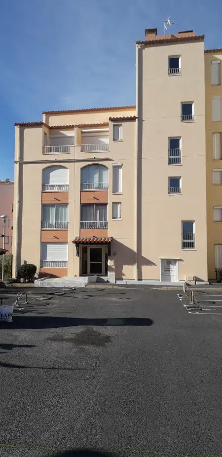 Studio 32 m² avec entrée privée et plage à 100 m, Agde : photo 6