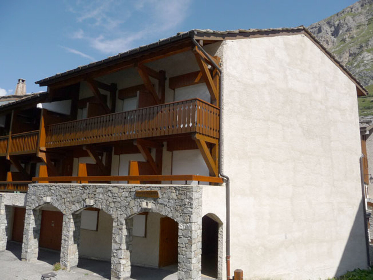 Duplex 2 pièces balcon sud à Val-d'Isère, vue forêt - Photo 17