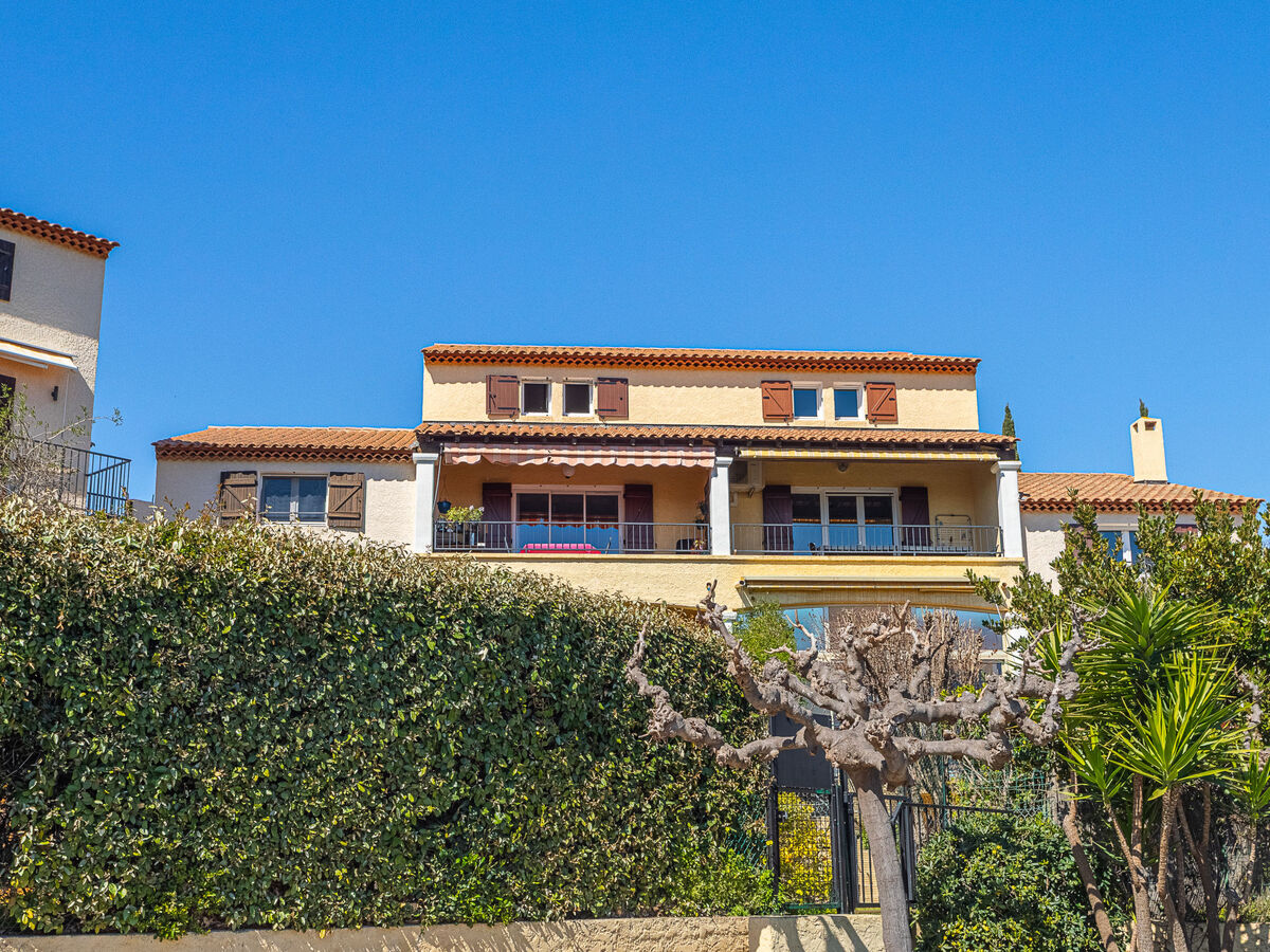 Lou Gangui : Apt 3 pièces vue mer à Carqueiranne - Photo 28