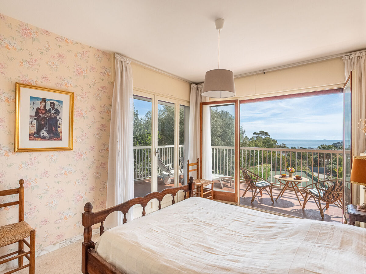 Appartement Les Mimosas – Grande terrasse vue mer à Cavalaire - Photo 4