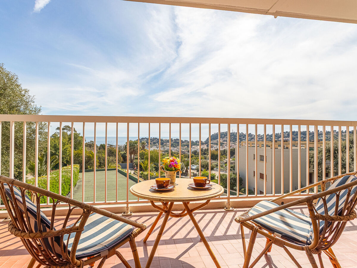 Appartement Les Mimosas – Grande terrasse vue mer à Cavalaire - Photo 14