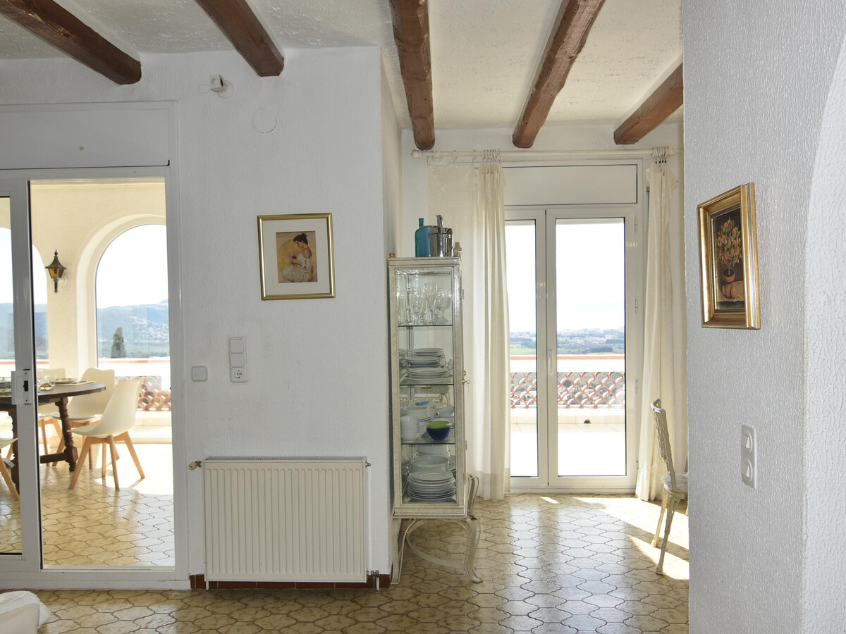 Villa Mas Fumats : 6 chambres, piscine & vue baie - Photo 10