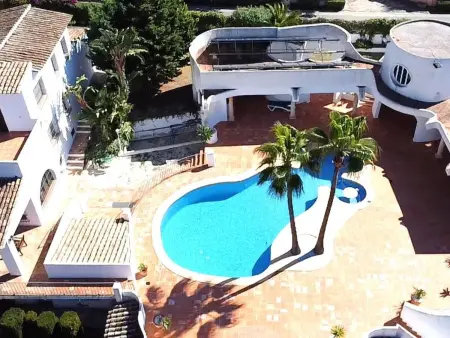 Location villa à Moravit, Luxueuse villa avec piscine privée, près de la plage, commerces et activités sportives, à Moraira