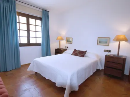 Luxueuse villa avec piscine privée, près de la plage, commerces et activités sportives, à Moraira - Photo 32