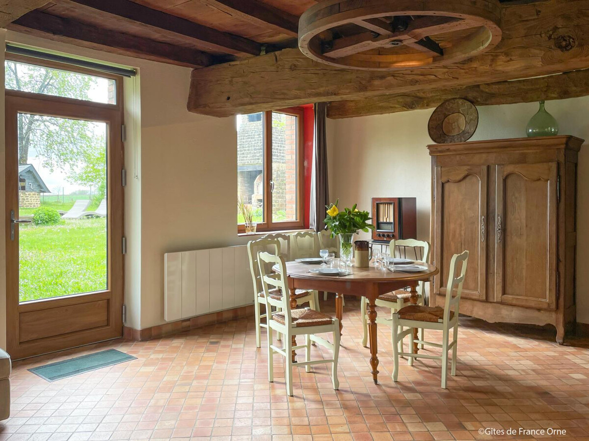 Gîte Passais avec four à pain et jardin arboré 1500m² - Photo 2