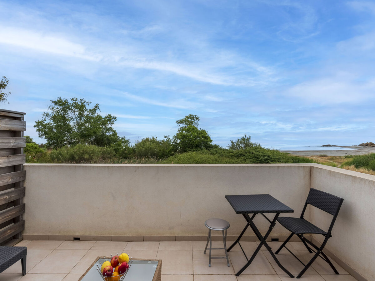 Studio Brigitte vue mer à Bravone, 80 m plage - Photo 4