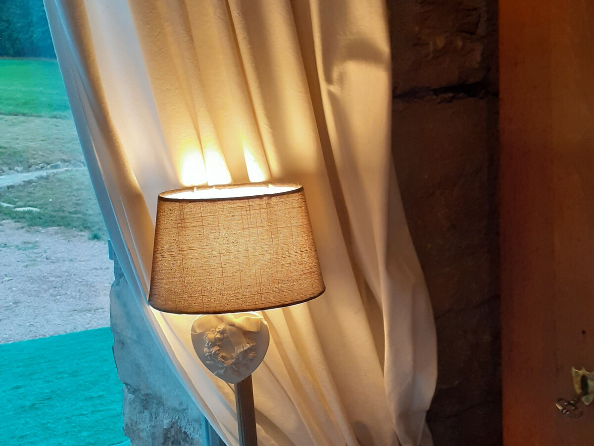 Gîte Croc Noisettes, maisonnette en pierre à Uzemain - Photo 11