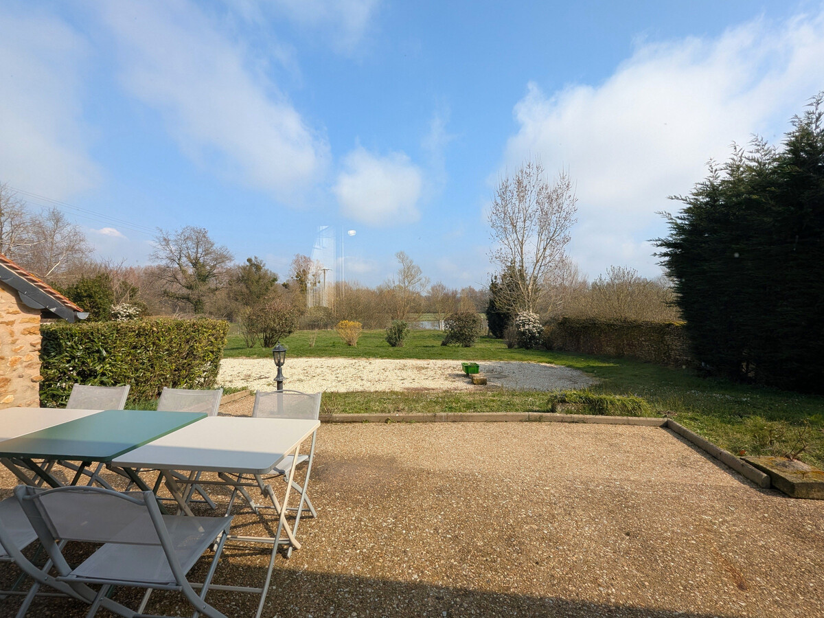 Gîte 9 personnes à Arpheuilles, parking privé et accès étang - Photo 7