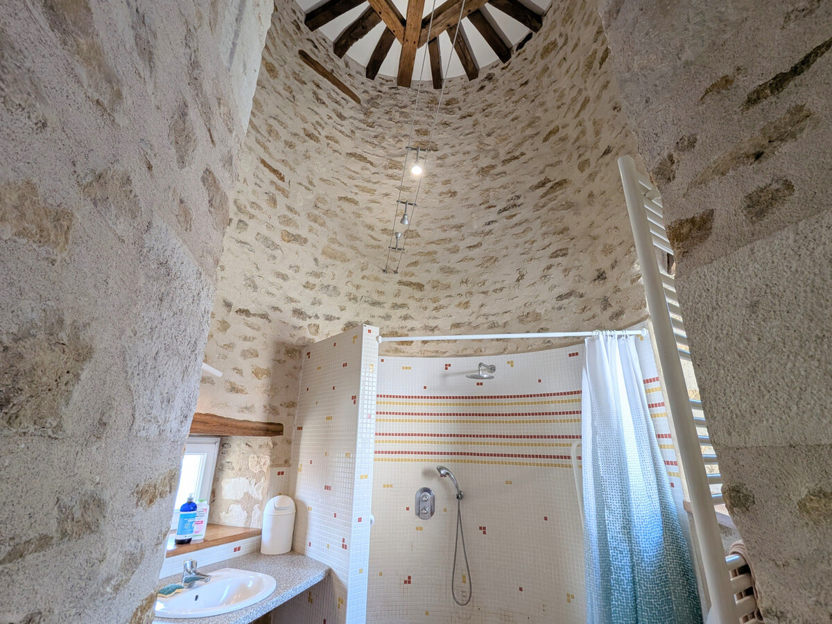 Gîte 9 personnes à Arpheuilles, parking privé et accès étang - Photo 13