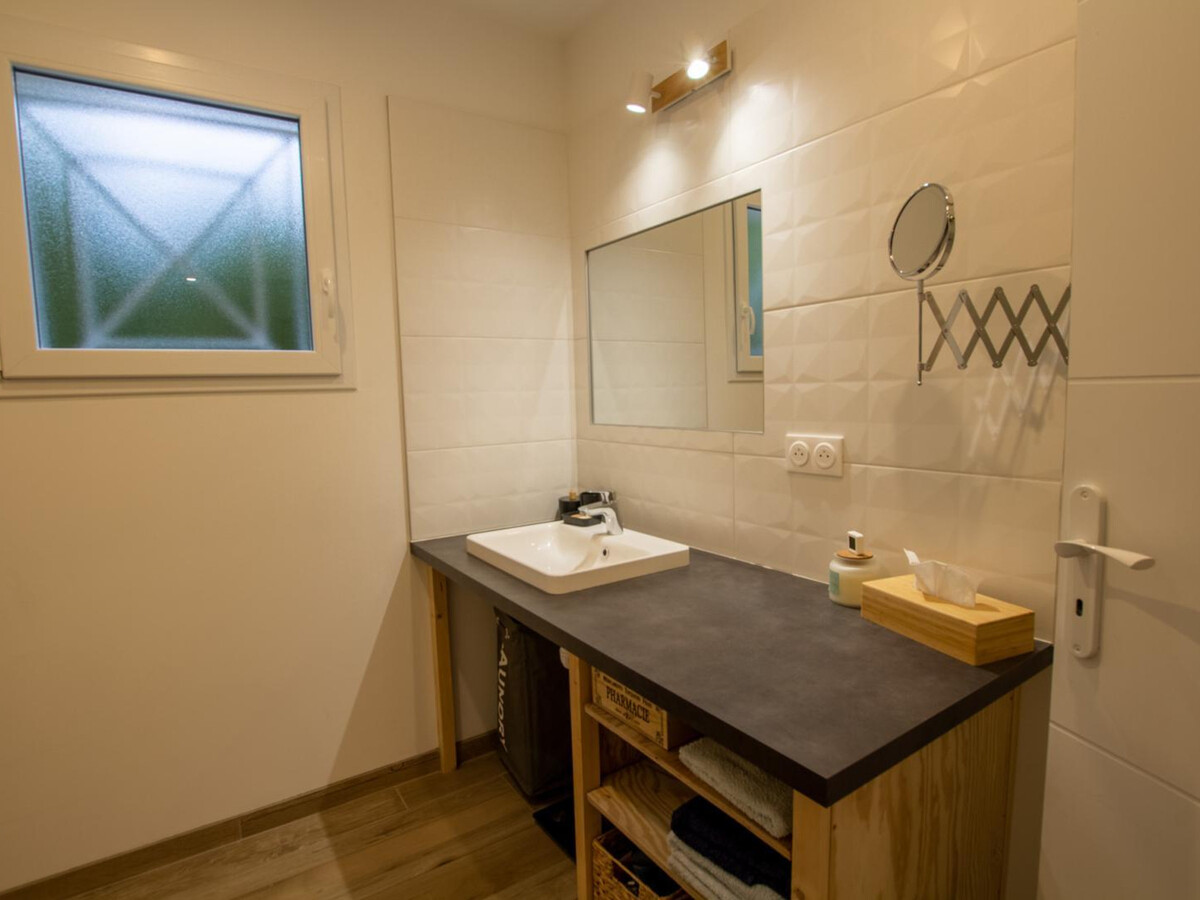 Gîte plain-pied 6 pers. piscine 8×4m et pool house à Château-l'Évêque - Photo 11