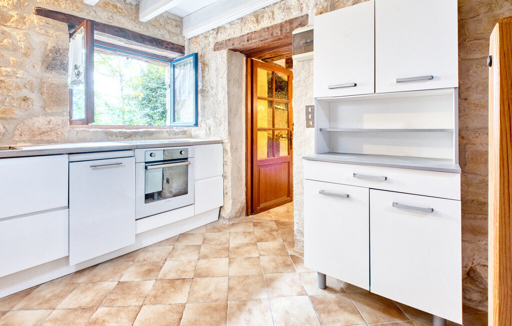 Maison en pierre avec terrasse et jardin à Saint-Rabier - Photo 5