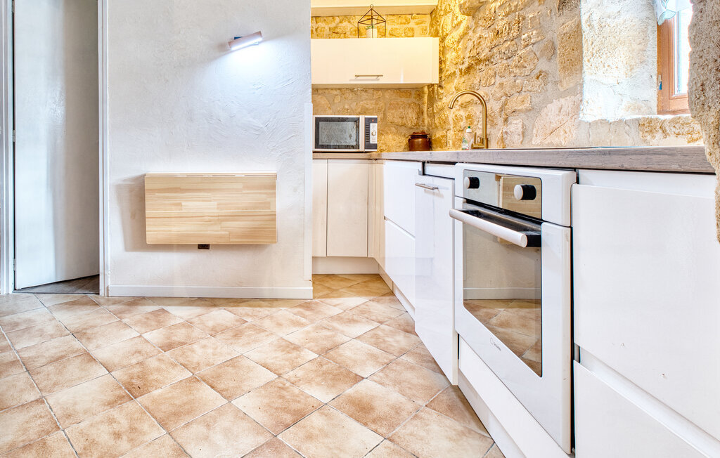 Maison en pierre avec terrasse et jardin à Saint-Rabier - Photo 6