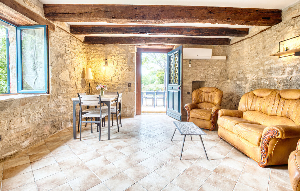 Maison en pierre avec terrasse et jardin à Saint-Rabier - Photo 7