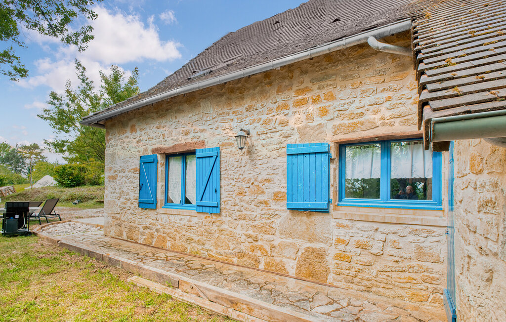 Maison en pierre avec terrasse et jardin à Saint-Rabier - Photo 10
