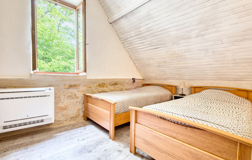 Maison en pierre avec terrasse et jardin à Saint-Rabier - Photo 16