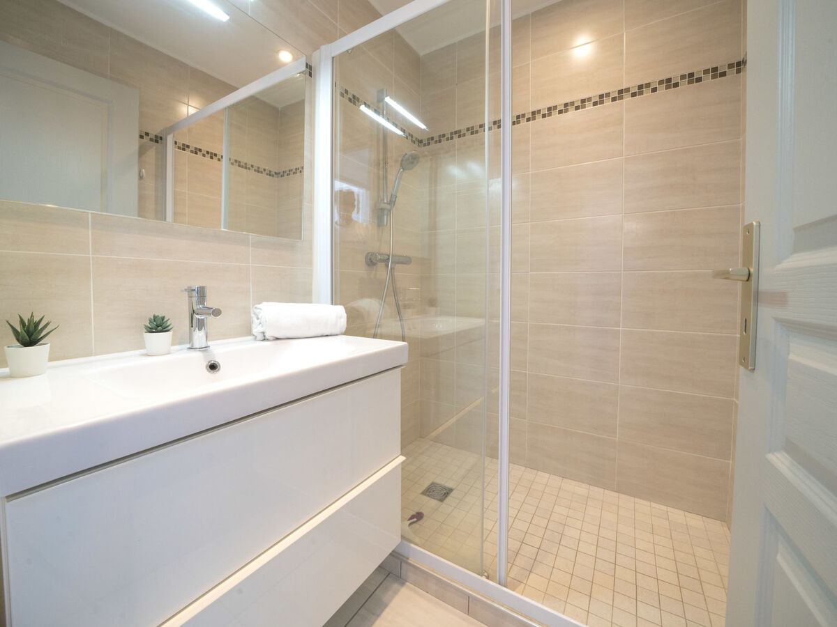 Apt Acapulco, vue mer, 8e étage à La Grande Motte - Photo 25