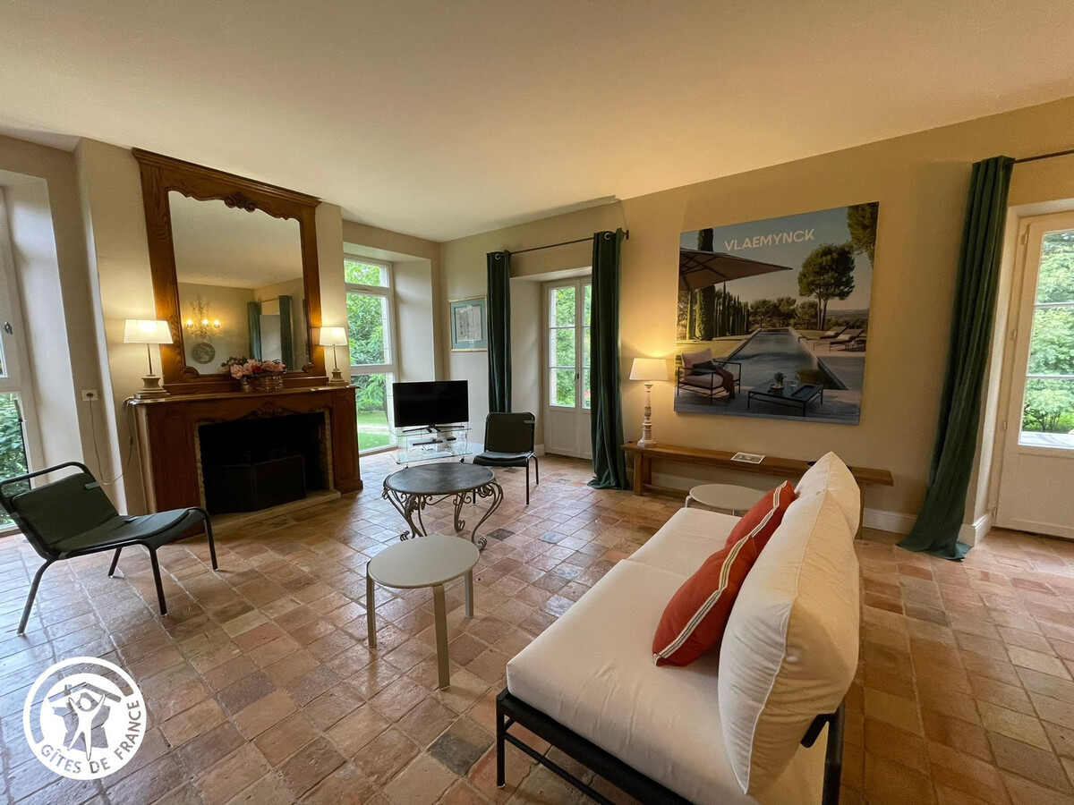 Gîte rénové 4 pers, piscine commune, au Tablier - Photo 2