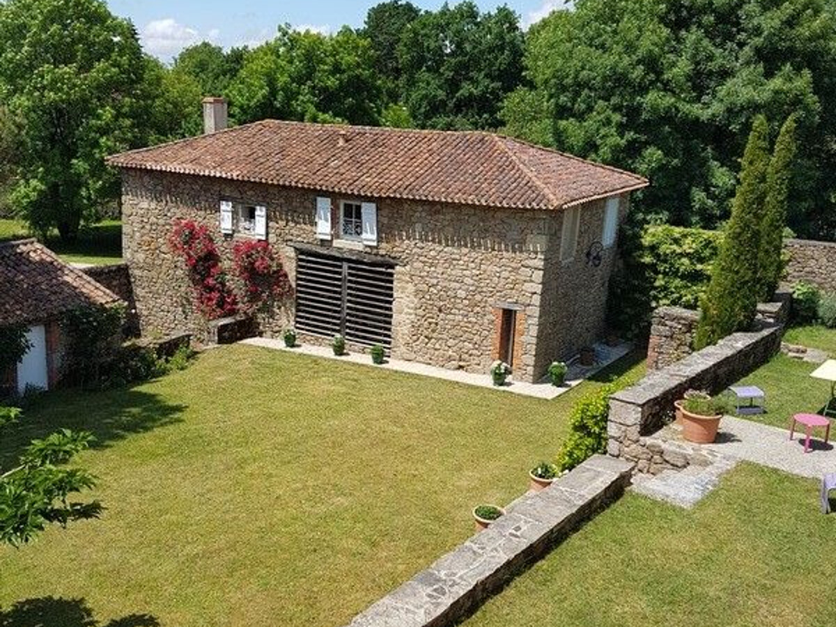 Gîte rénové 4 pers, piscine commune, au Tablier - Photo 24