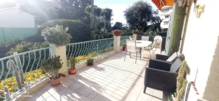 Maison accueillante à Saint-Laurent-du-Var avec jardin - Photo 17
