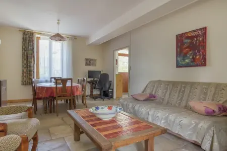 Gîte 4 pers en ferme isolée avec piscine partagée : photo 5