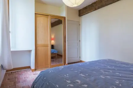 Gîte 4 pers en ferme isolée avec piscine partagée : photo 15