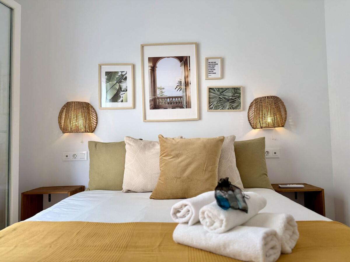 Appartement moderne rue San Telmo, face musée Thyssen - Photo 1