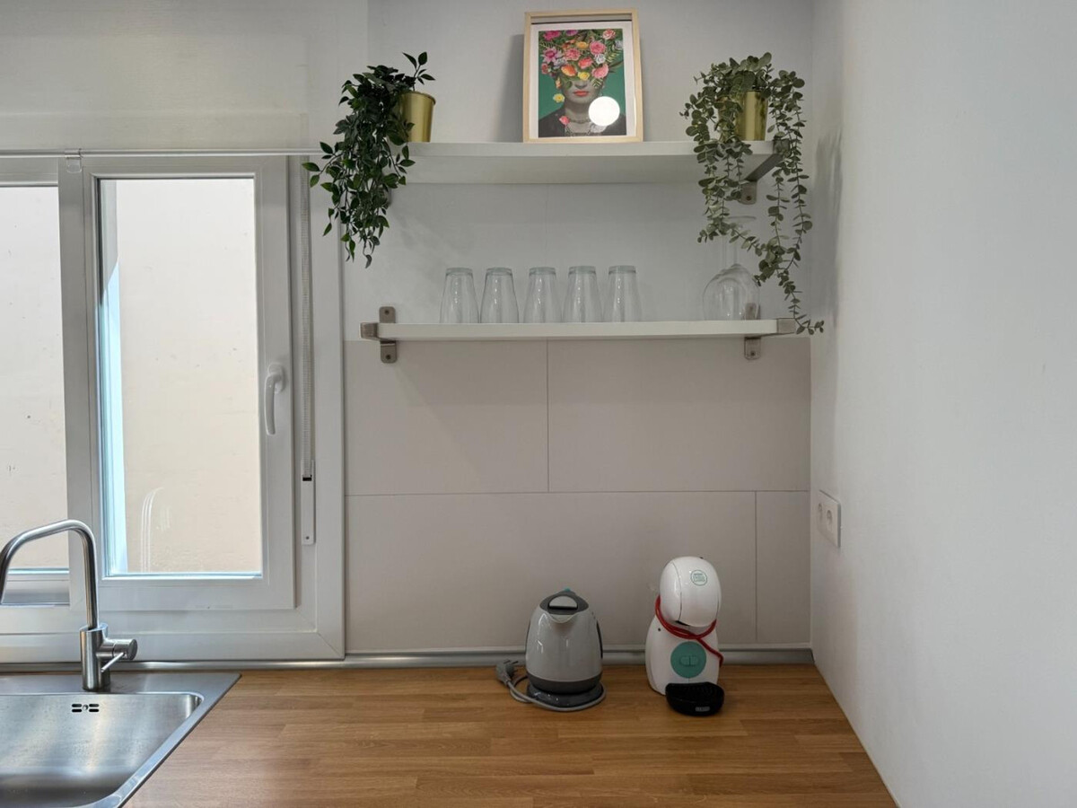 Appartement moderne rue San Telmo, face musée Thyssen - Photo 8