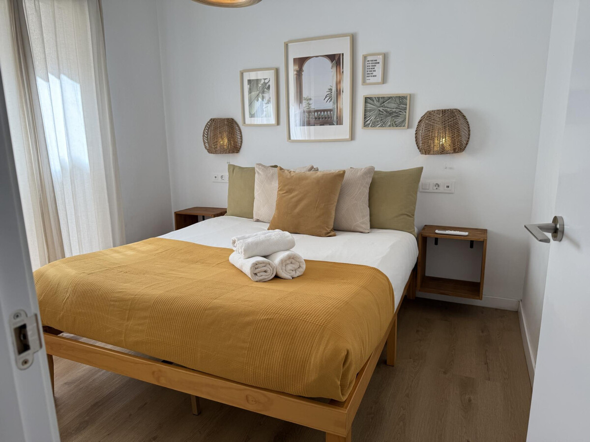 Appartement moderne rue San Telmo, face musée Thyssen - Photo 17