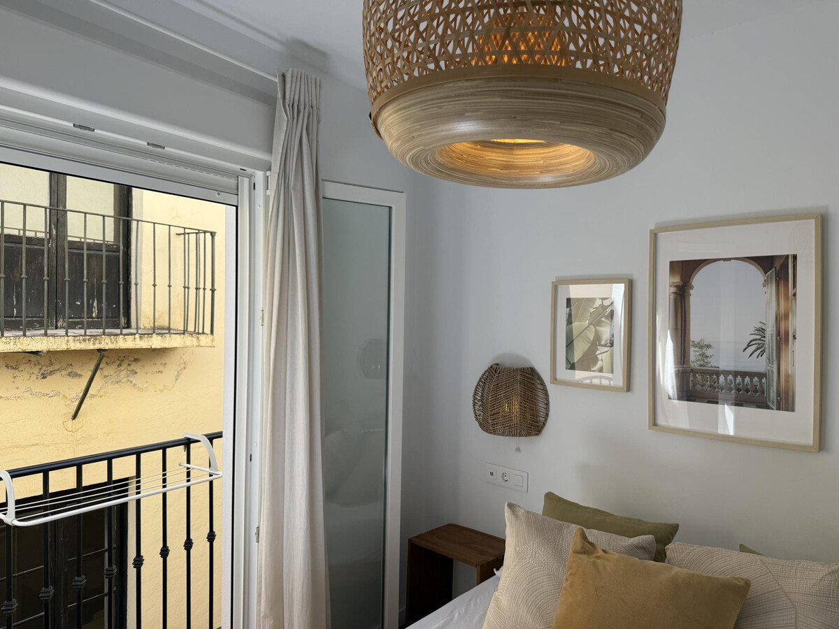 Appartement moderne rue San Telmo, face musée Thyssen - Photo 20