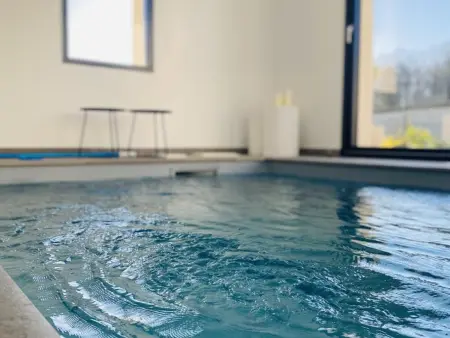 Location gite à Ballan Miré, Gîte de luxe avec piscine chauffée et SPA au cœur du Val de Loire