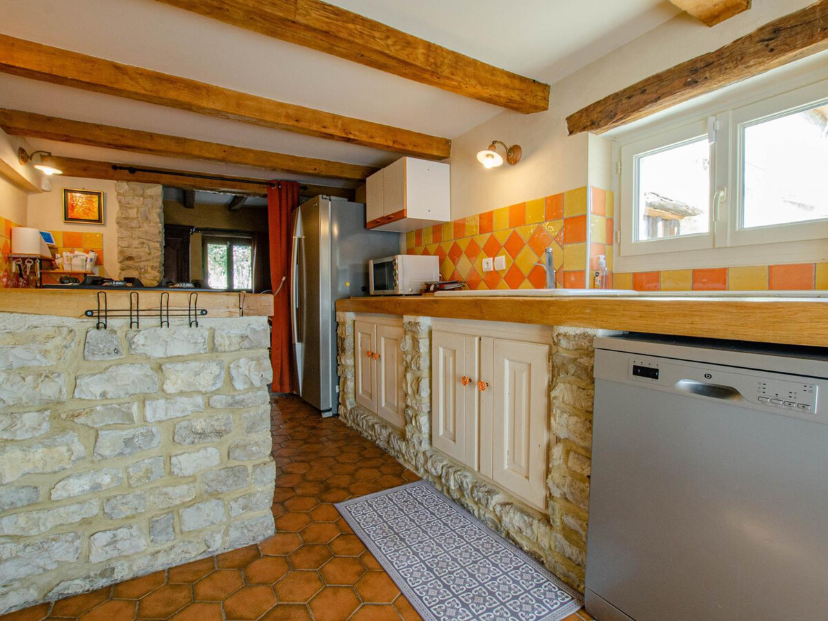 Gîte en Pierre 9 pers. avec Piscine Chauffée et Terrain de Tennis - Photo 9