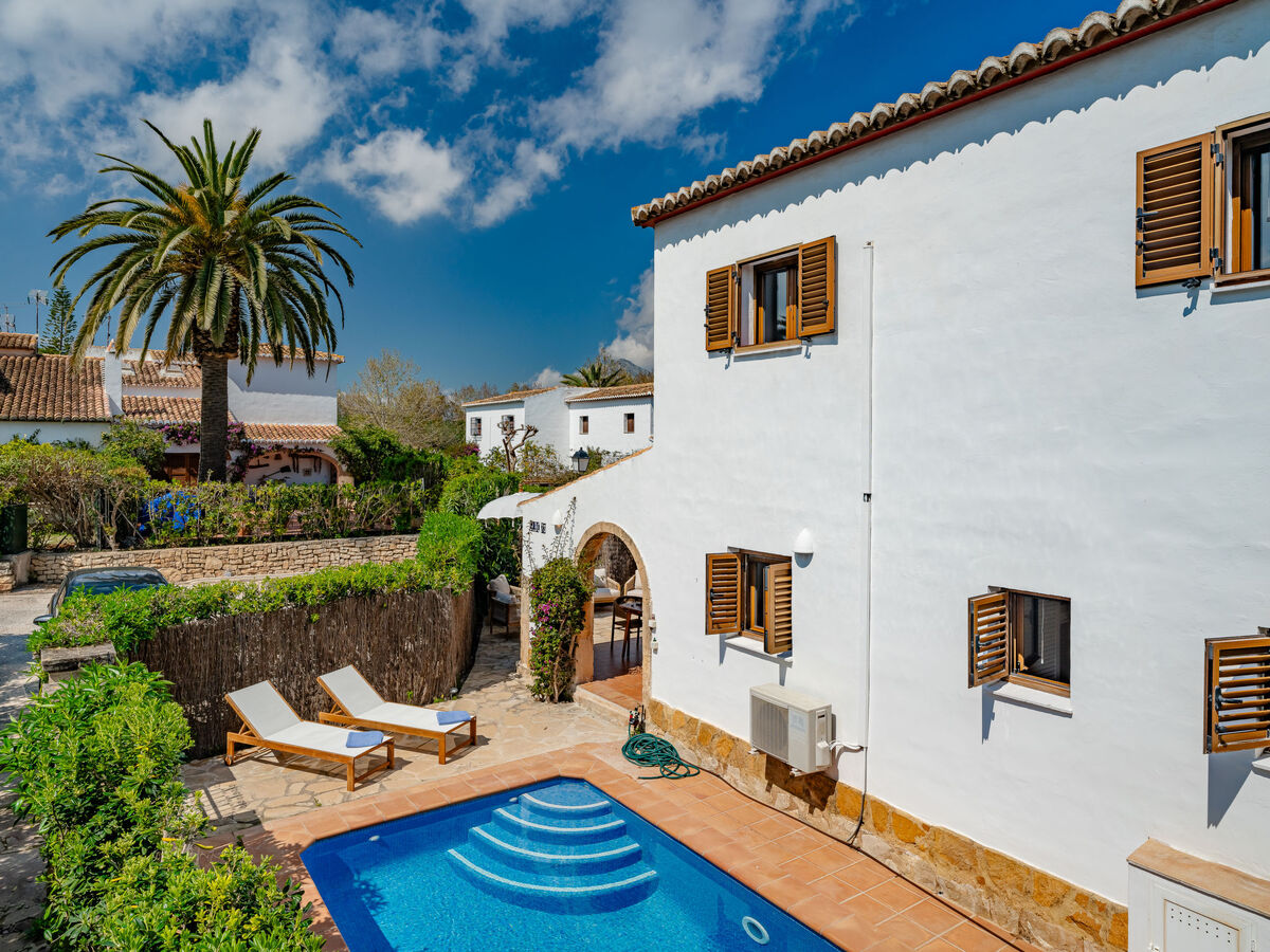 Maison rénovée 2025 avec piscine privée à Javea - Photo 34