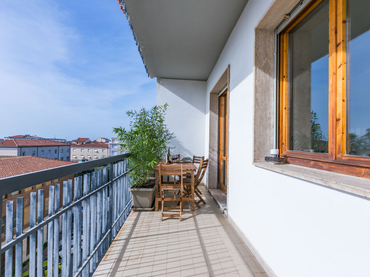 Appartement Decò, 3 chambres à Cecina, 2,5 km de la mer - Photo 5