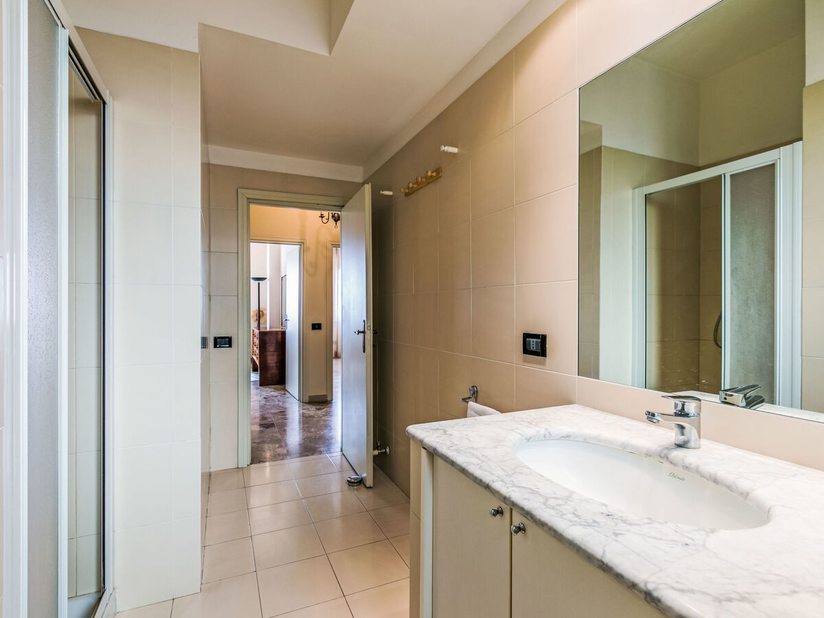 Appartement Decò, 3 chambres à Cecina, 2,5 km de la mer - Photo 10